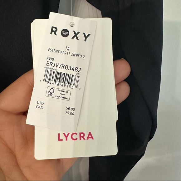 Roxy Women’s Black Long Sleeve UPF 50+ Essentials Zippered Jacket Sz M NWT - Picture 7 of 10